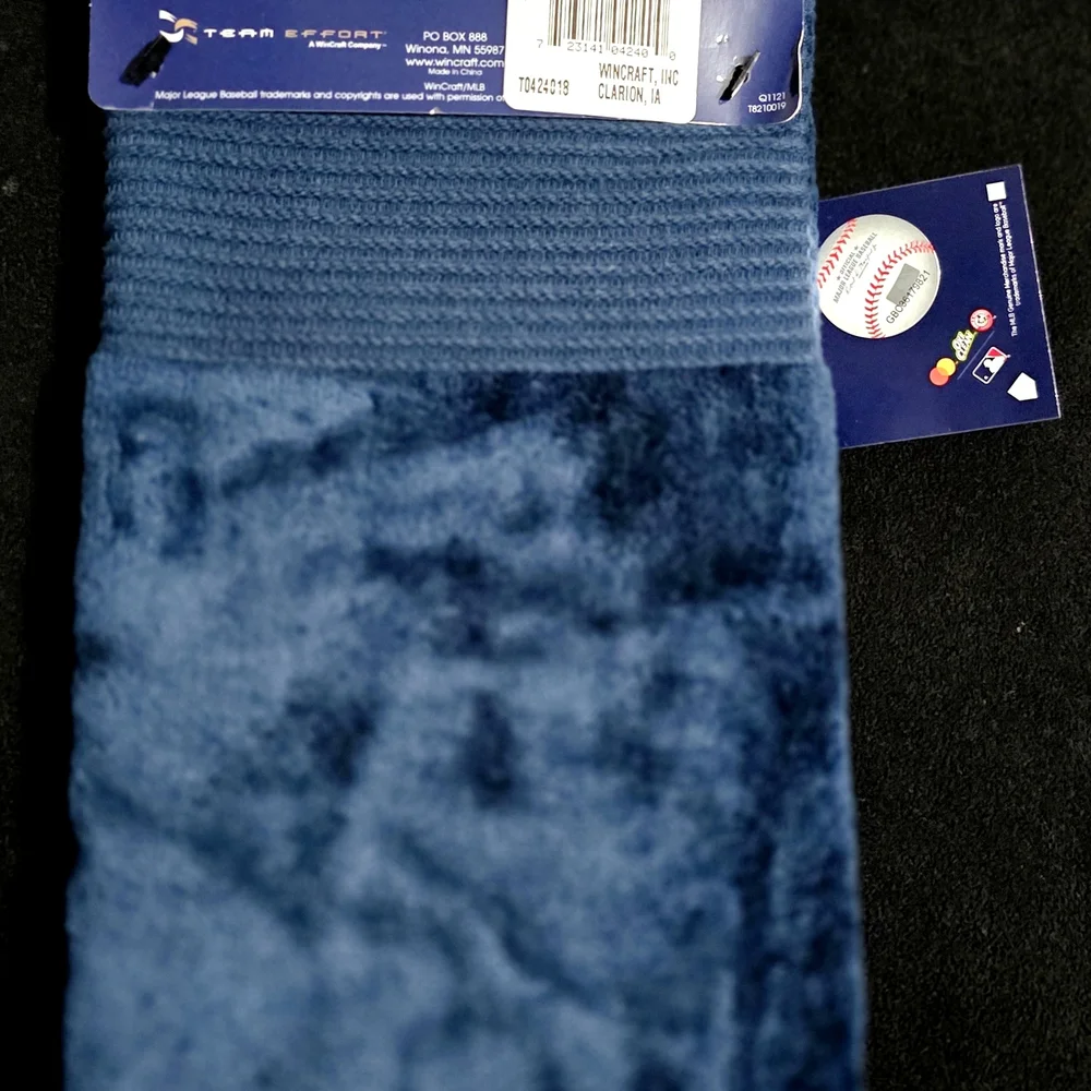 MLB New York Yankees Embroidered Towel - Navy Blue - Picture 3 of 3